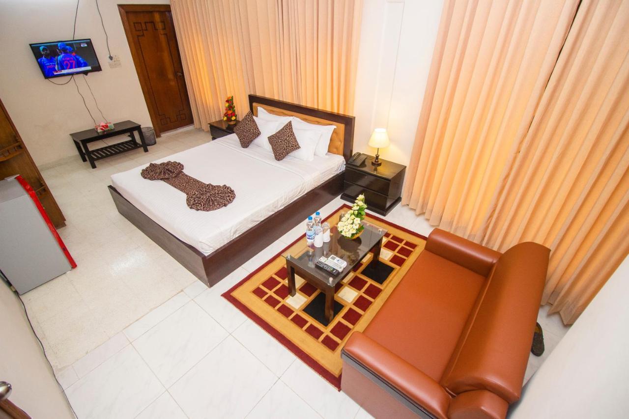 Hotel Suite Palace 达卡 外观 照片