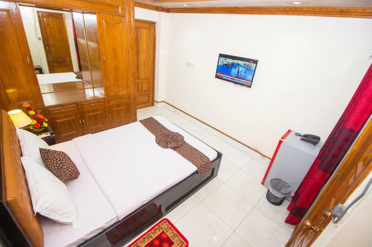 Hotel Suite Palace 达卡 外观 照片
