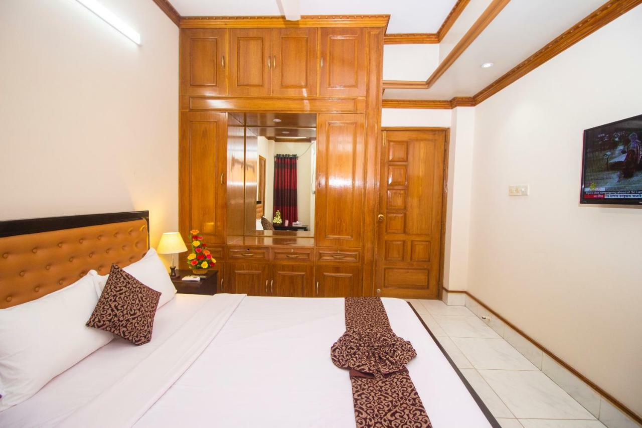 Hotel Suite Palace 达卡 外观 照片