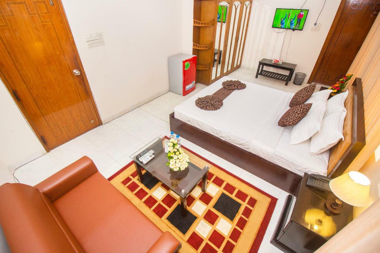 Hotel Suite Palace 达卡 外观 照片